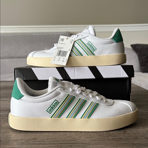 NWT Adidas Women's VL Court 3.0 Shoes - JQ7313 - Picture 3 of 14